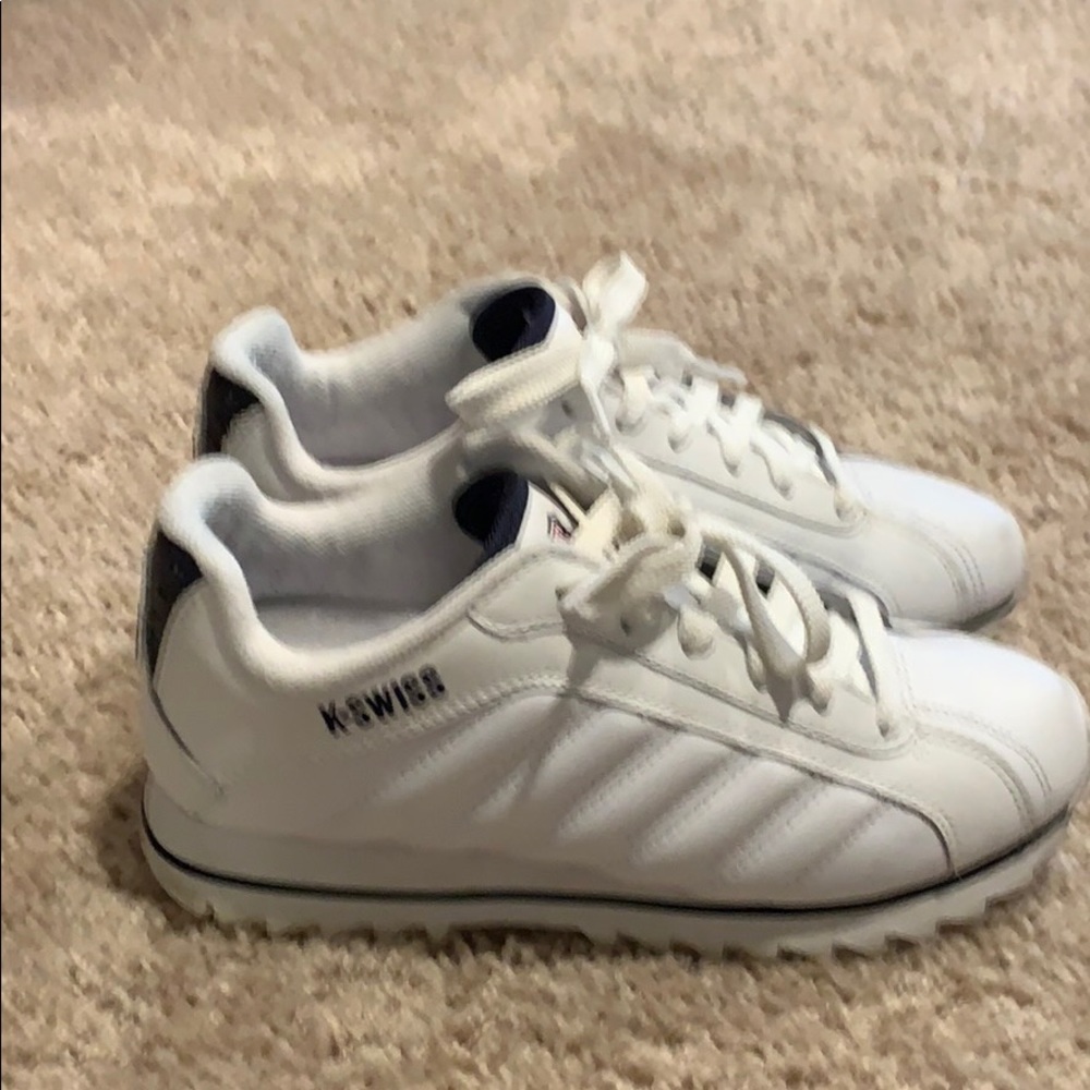 KSwiss white leather tennis shoes